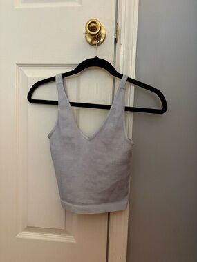 Women’s light purple tank top